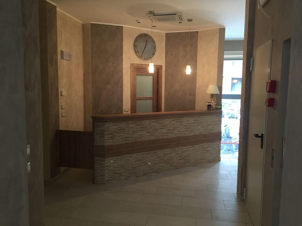 Hotel Montecarlo Milan Bagian luar foto