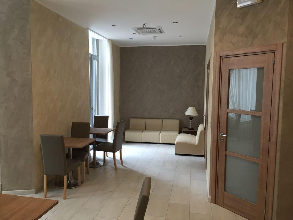 Hotel Montecarlo Milan Bagian luar foto