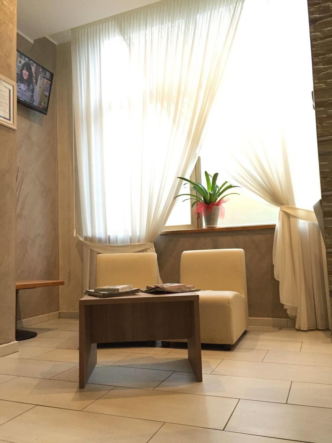 Hotel Montecarlo Milan Bagian luar foto